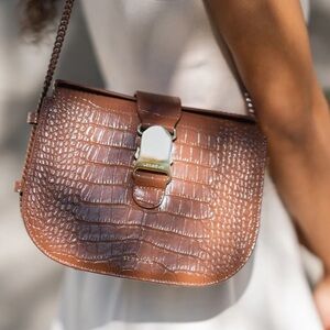 Senreve Cadence Vegan Crossbody Bag